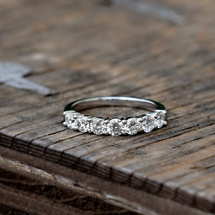 0.60ct 7-Stone Yellow & White Diamond Anniversary Wedding Ring